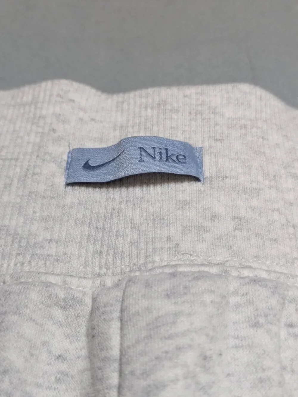 Nike Phoenix High Rise Logo Short - Size Medium